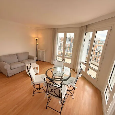 Amiral View - Great 1 Bedroom In Apartment Paris
